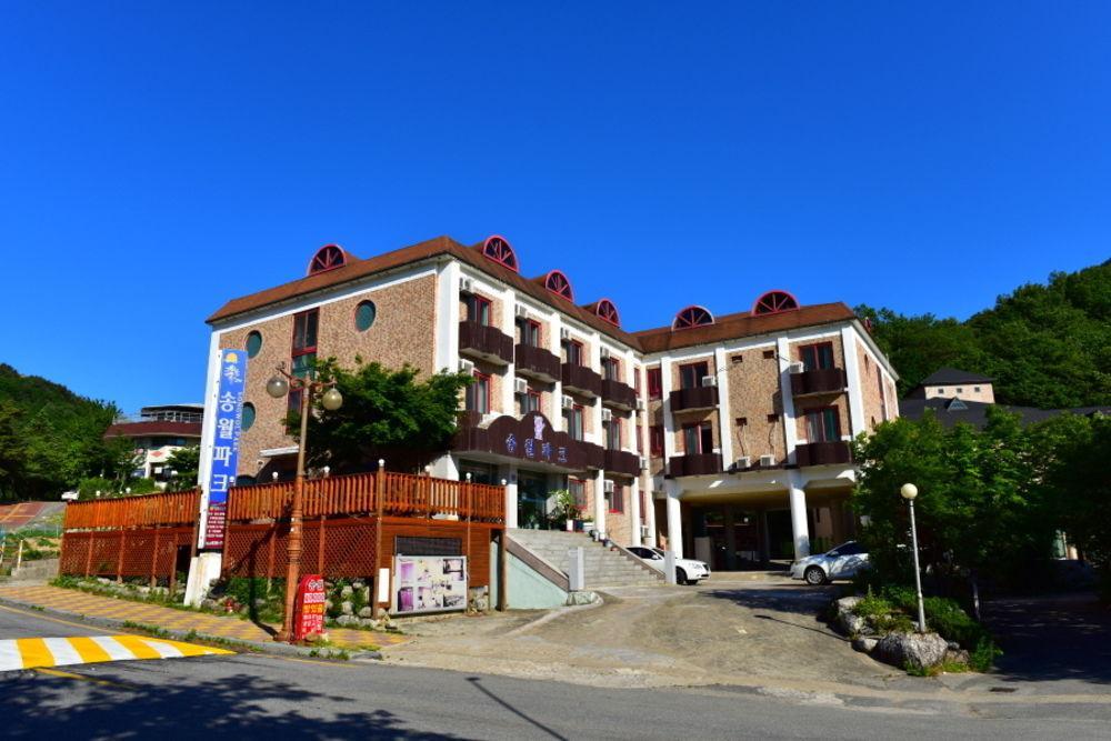 Songwol Park Motel Sokcho Exterior foto